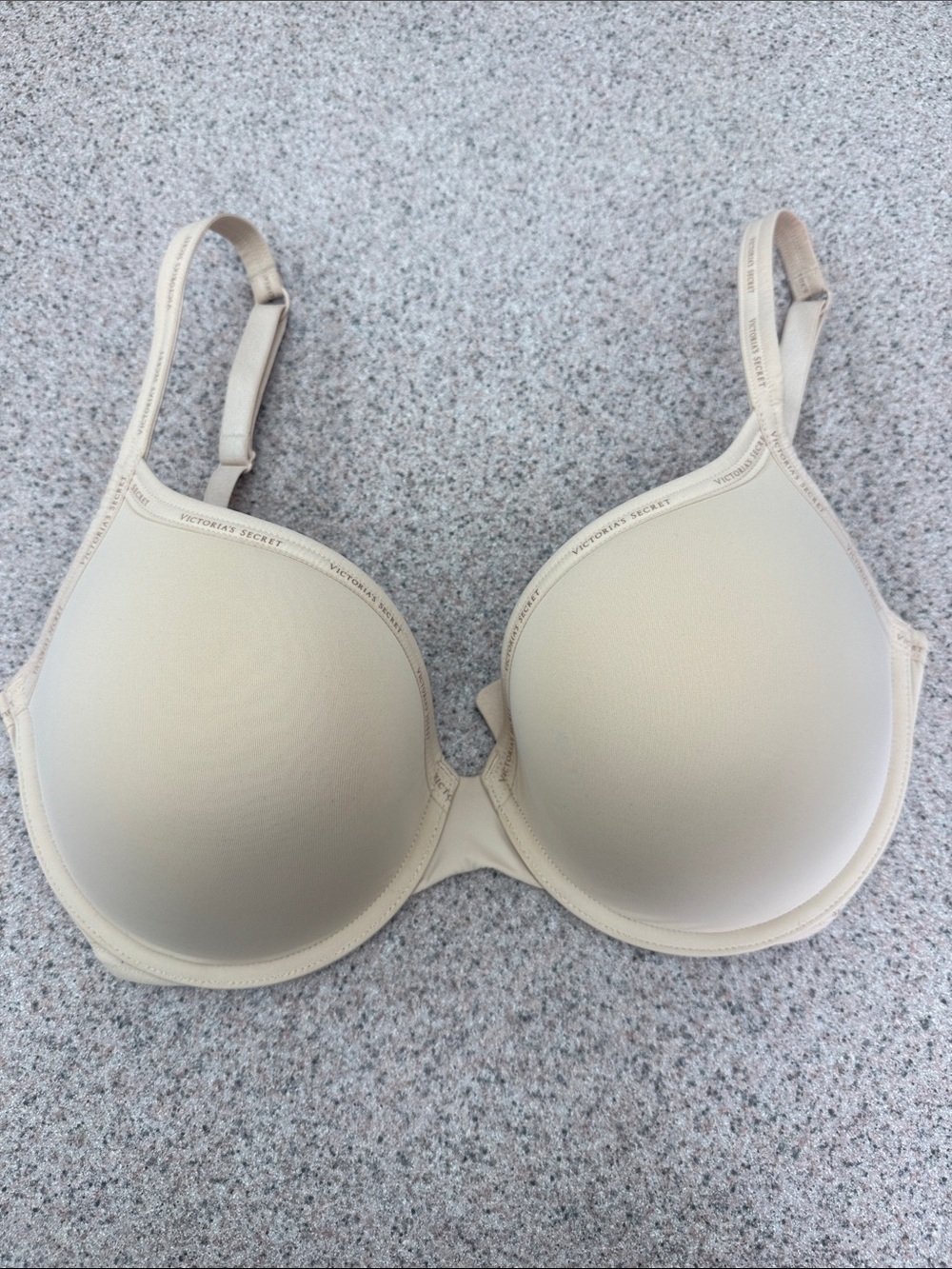 Victoria's Secret Beige Nude T-Shirt Bra - Smooth Molded Cups